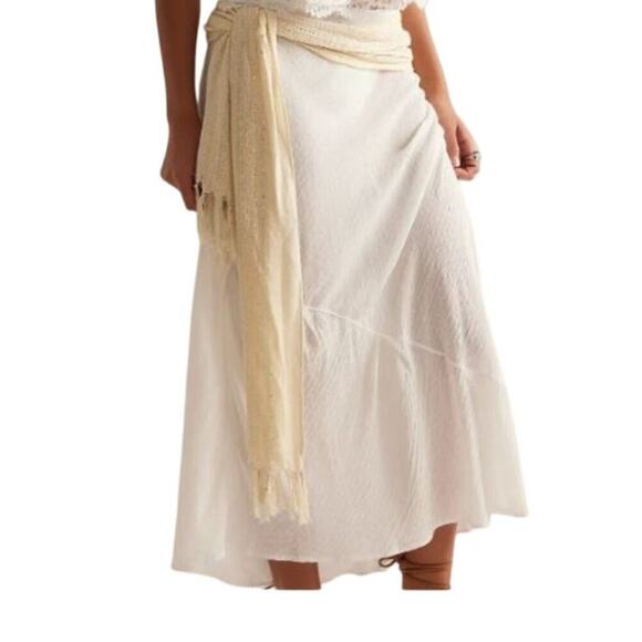 Free People Dresses & Skirts - Free People White Midi Skirt Flowy Boho Women’s Small